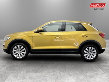 Used Volkswagen T-Roc 2020 for sale - 78237588: Photo