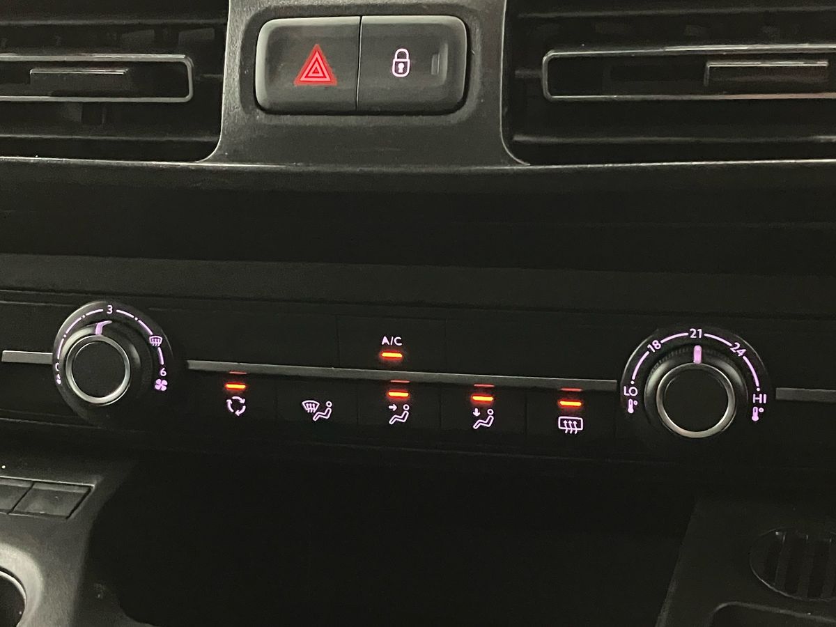 Used Vauxhall Combo Life 2022 for sale - 76807856: Photo 13