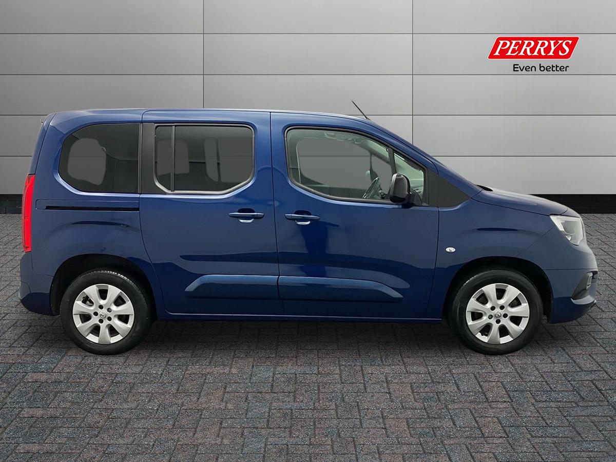 Used Vauxhall Combo Life 2022 for sale - 76807856: Photo 3