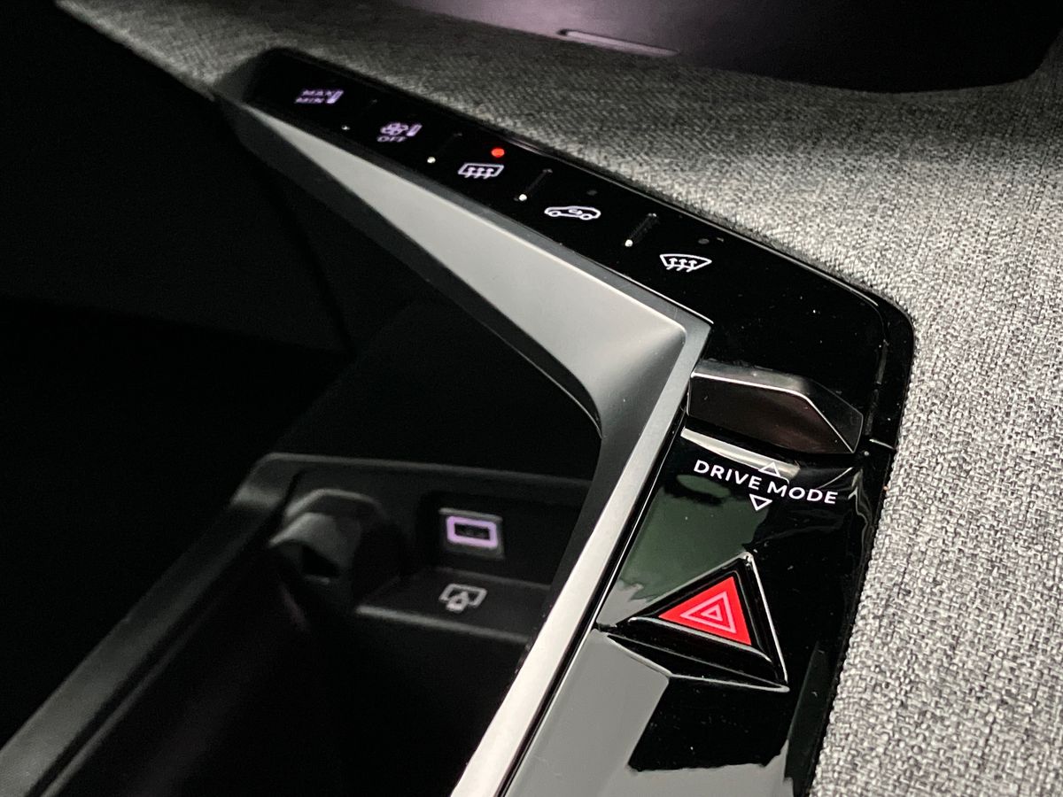 Used Peugeot 3008 2024 for sale - 77180276: Photo 34