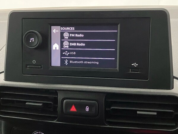 Used Vauxhall Combo 2022 for sale - 74925785: Photo 10