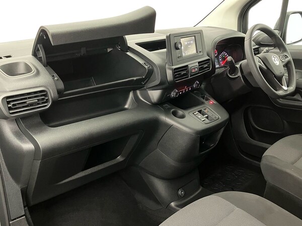 Used Vauxhall Combo 2022 for sale - 74925785: Photo 9