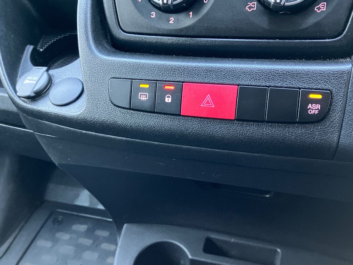 Used Peugeot Boxer 2023 for sale - 77159561: Photo 32