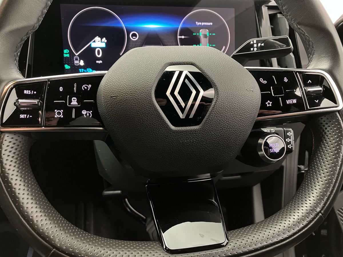 Used Renault Megane E Tech 2024 for sale - 77012073: Photo 17