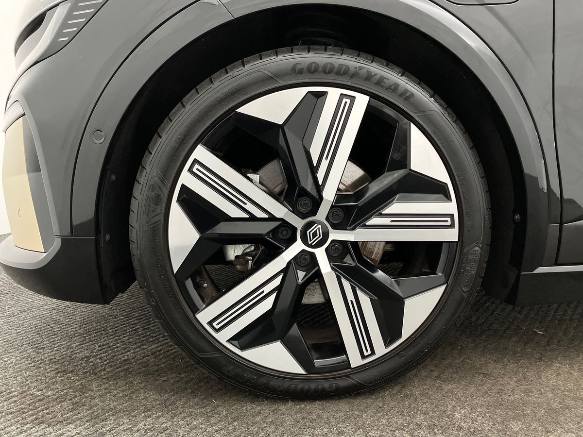 Used Renault Megane E Tech 2024 for sale - 77012073: Photo 8