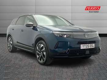 2025 - 1.2 Hybrid [136] Ultimate 5dr e-DCT6 [Pan Roof]