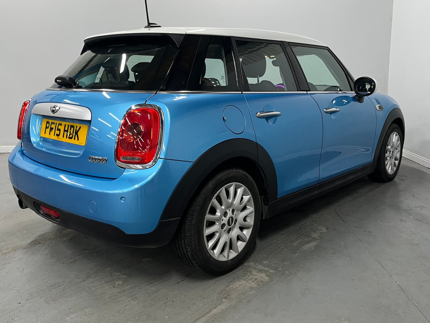 Used MINI Hatch 2015 for sale - 77350657: Photo 4