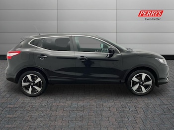 Used Nissan Qashqai 2016 for sale - 77136441: Photo