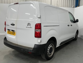 Used Citroen Dispatch 2023 for sale - 77221119: Photo