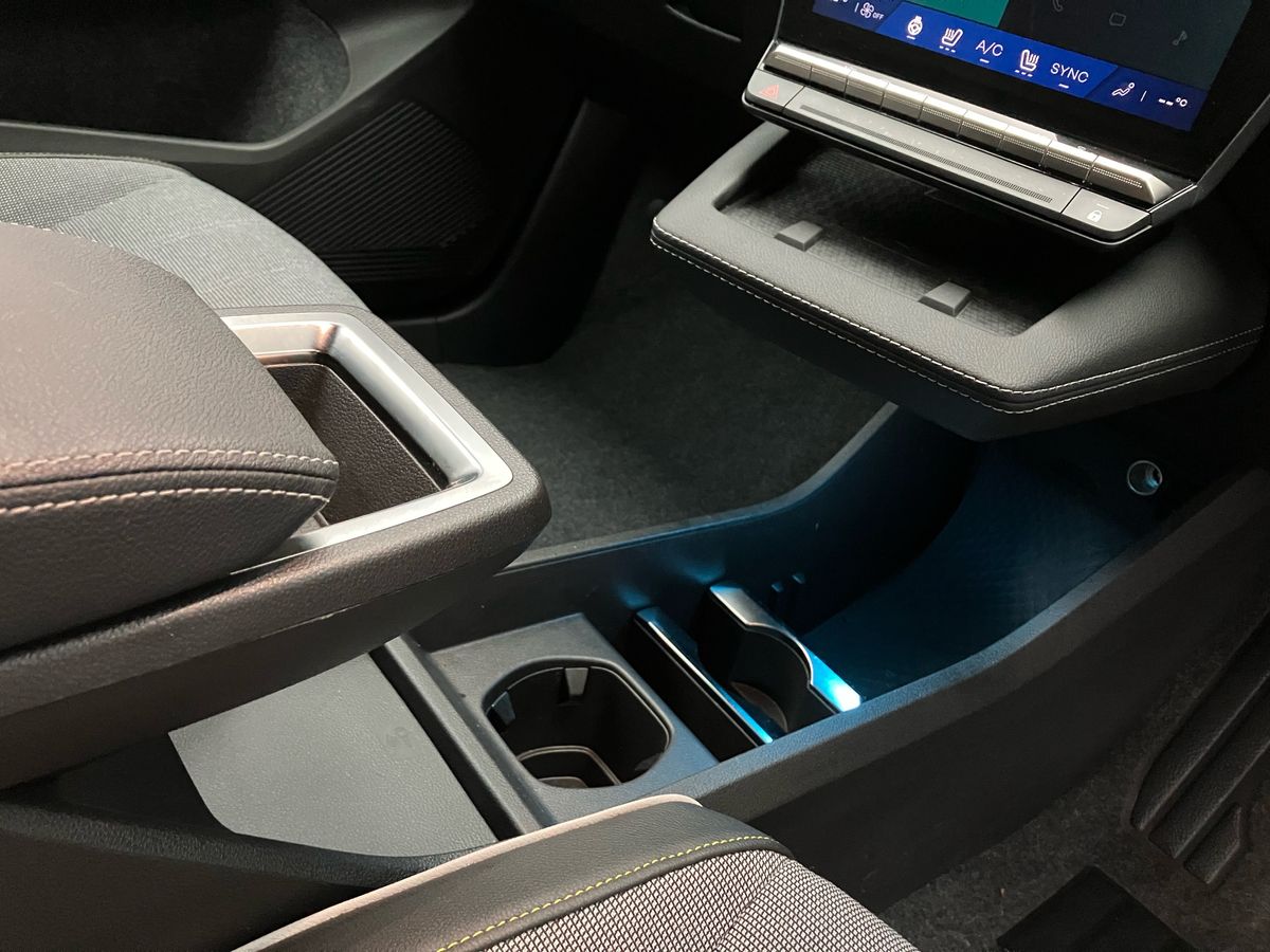 Used Renault Scenic E-Tech 2024 for sale - 76845593: Photo 17