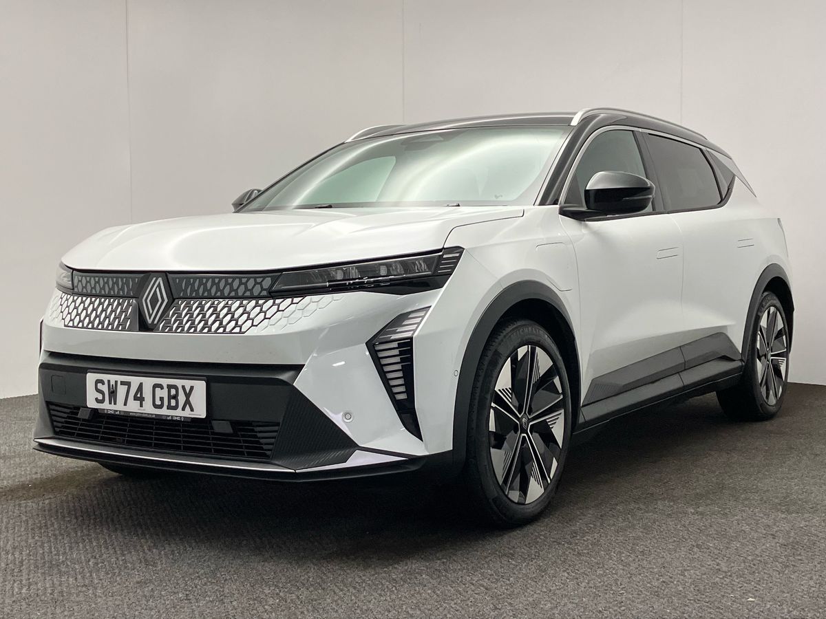 Used Renault Scenic E-Tech 2024 for sale - 76845593: Photo 46