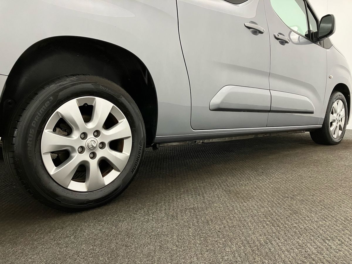 Used Vauxhall Combo Life 2020 for sale - 76845591: Photo 23