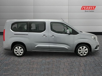 Used Vauxhall Combo Life 2020 for sale - 76845591: Photo