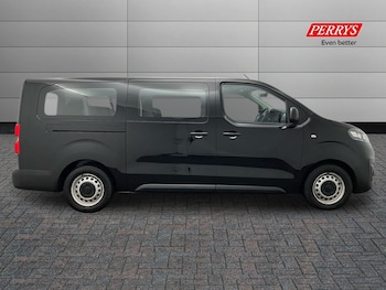 Used Vauxhall Vivaro Life 2023 for sale - 77398555: Photo