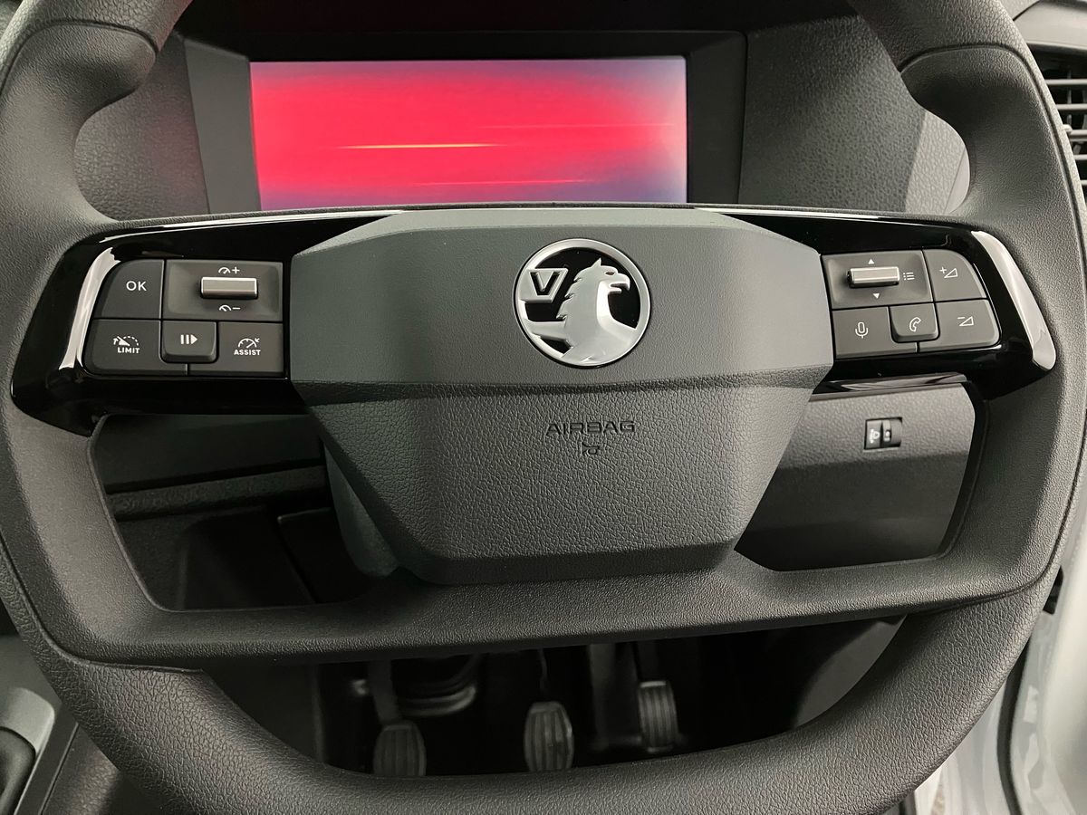 Used Vauxhall Vivaro 2025 for sale - 76425922: Photo 16