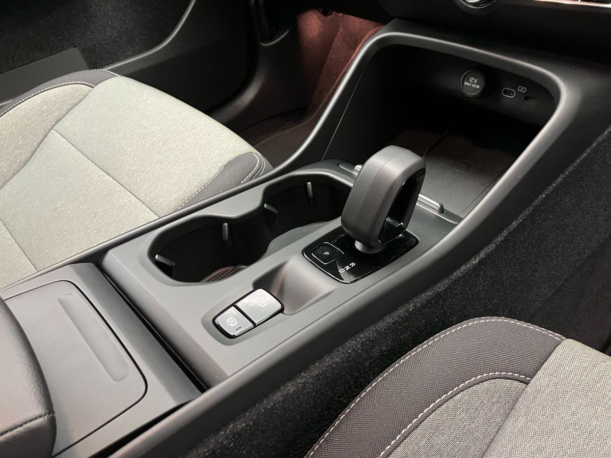 Used Volvo XC40 2022 for sale - 76669297: Photo 17