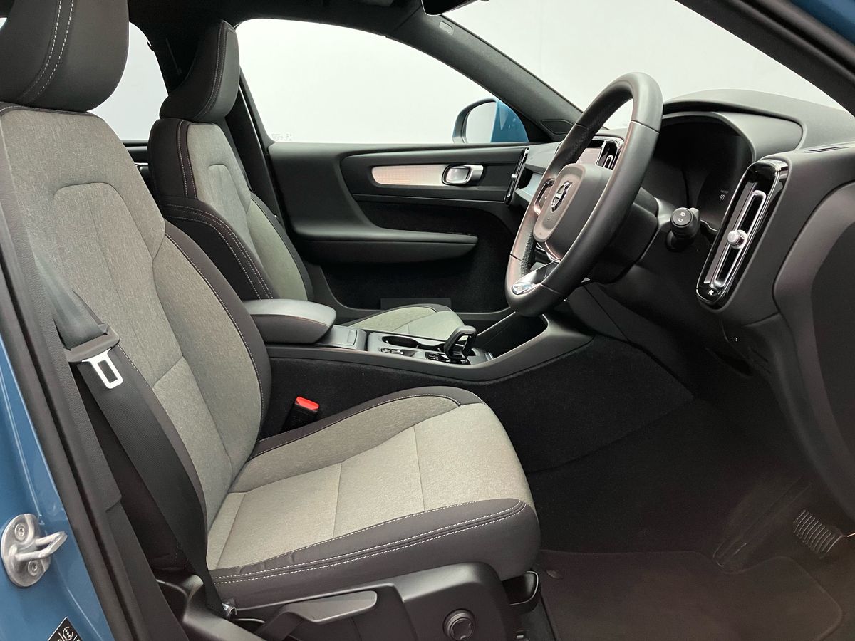 Used Volvo XC40 2022 for sale - 76669297: Photo 29