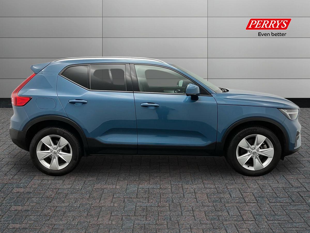 Used Volvo XC40 2022 for sale - 76669297: Photo 3