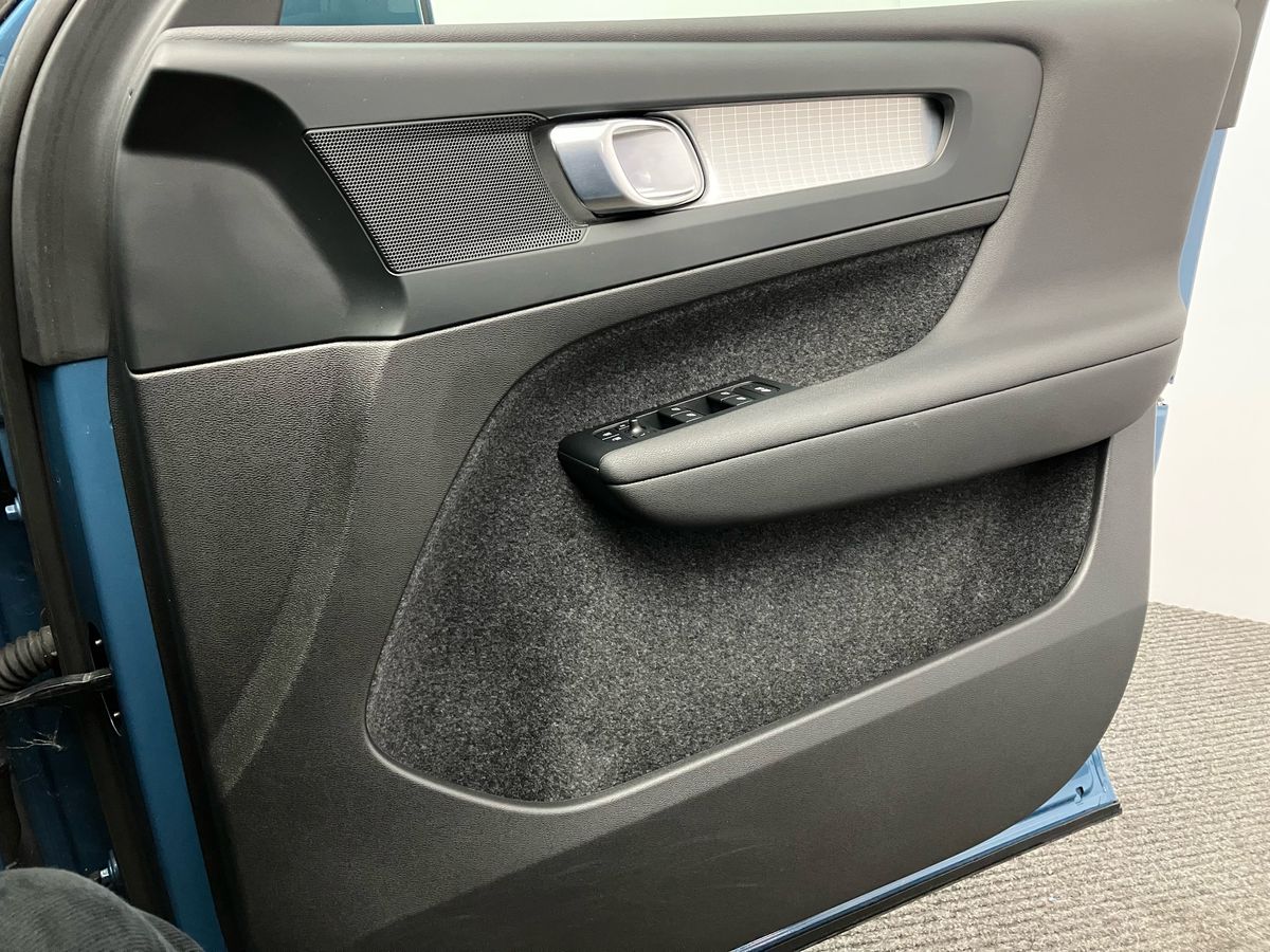 Used Volvo XC40 2022 for sale - 76669297: Photo 31