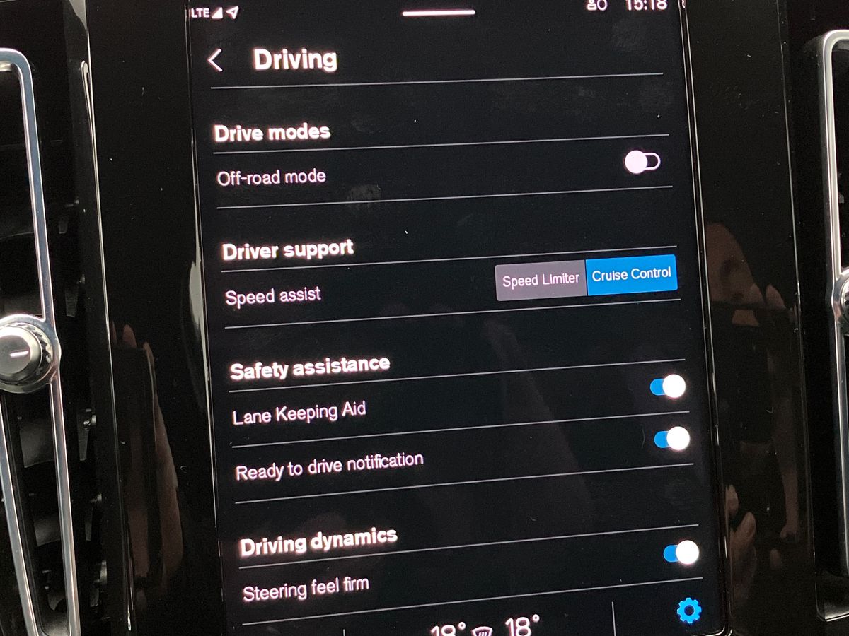 Used Volvo XC40 2022 for sale - 76669297: Photo 40