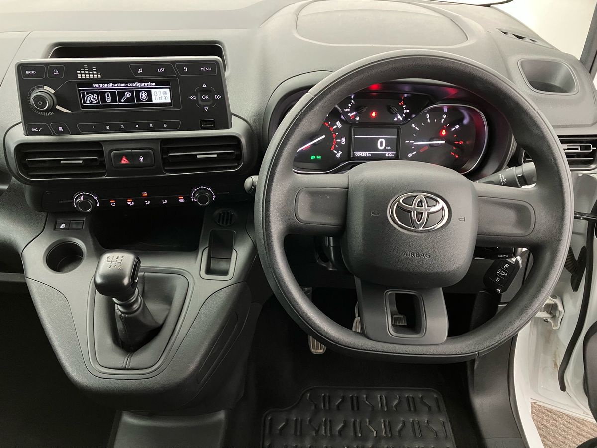 Used Toyota ProAce 2022 for sale - 76243648: Photo 15