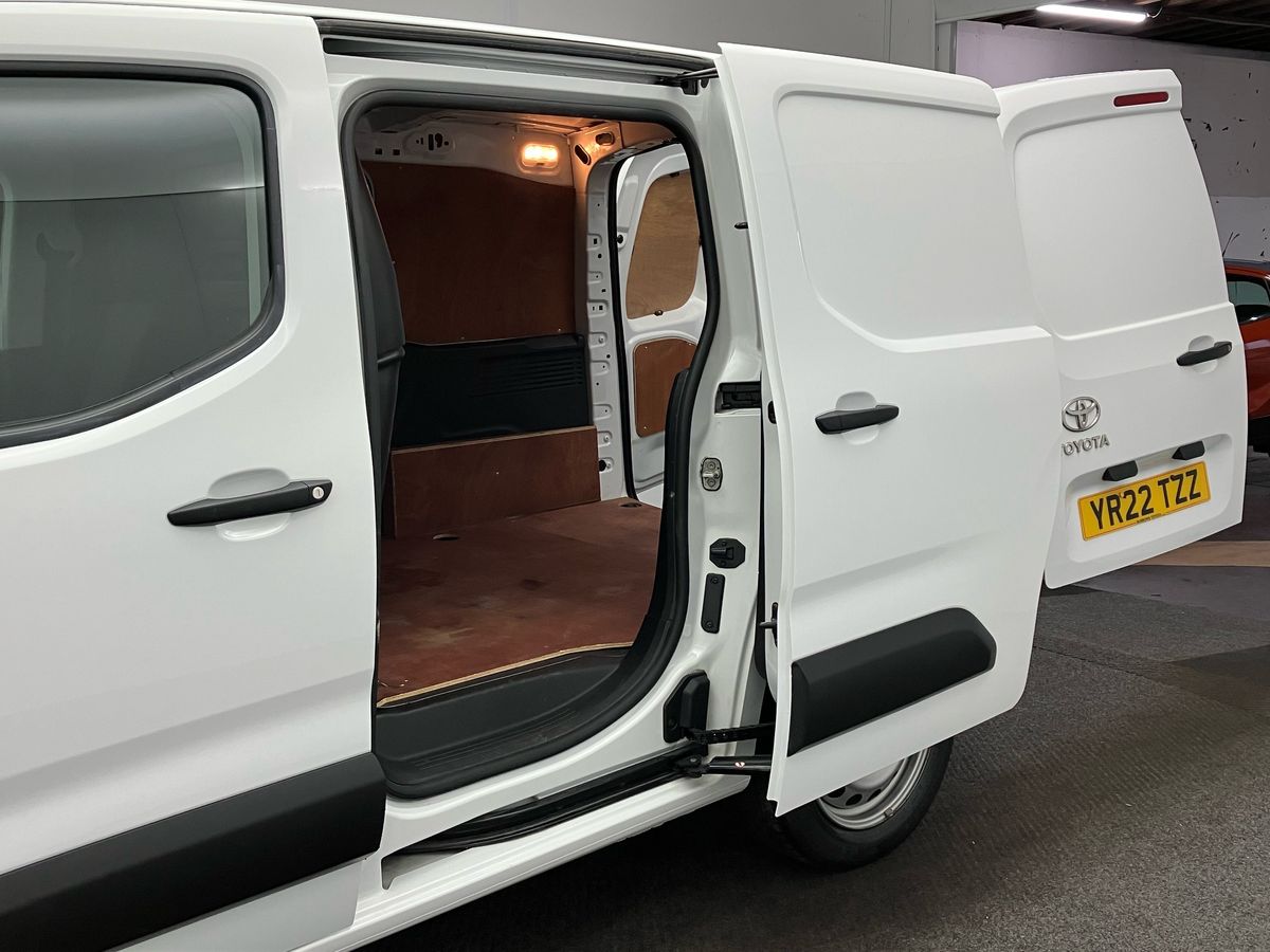 Used Toyota ProAce 2022 for sale - 76243648: Photo 22