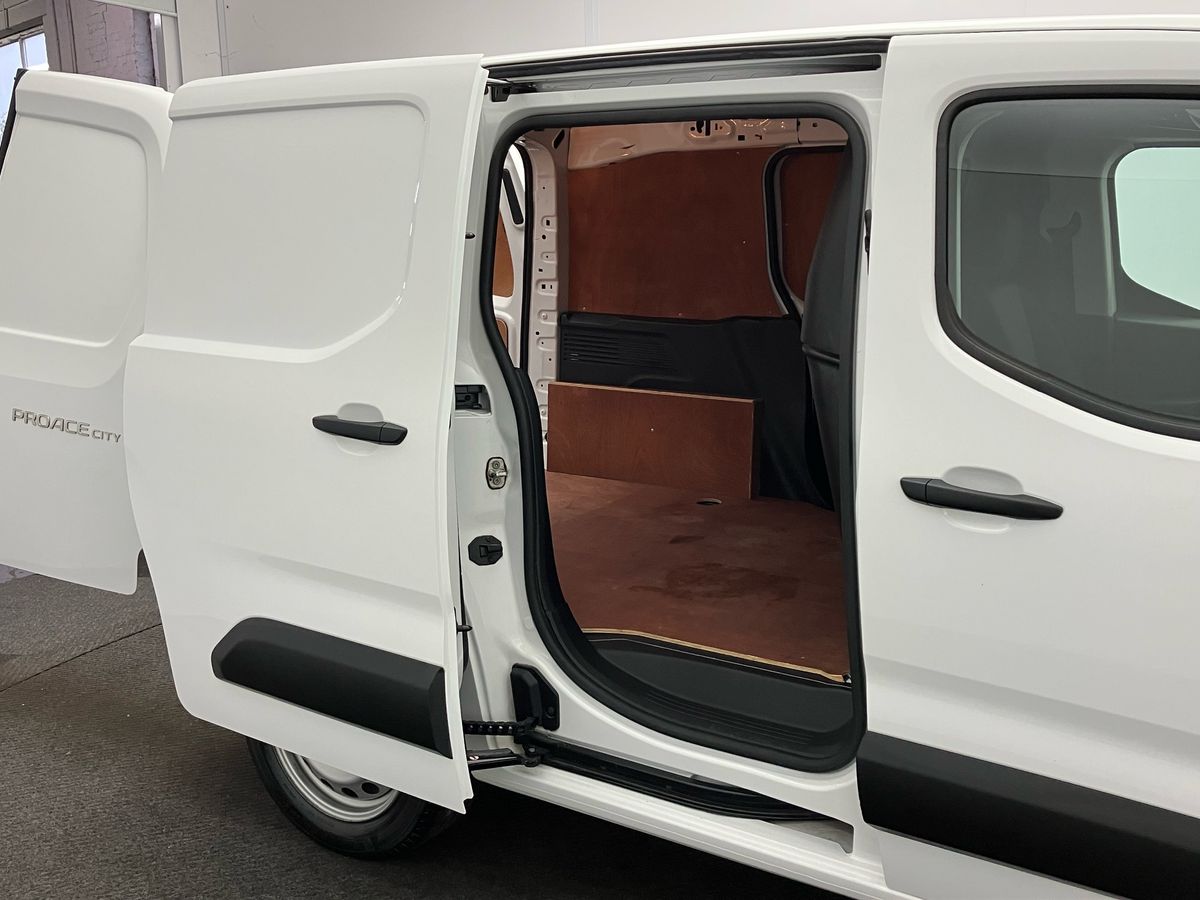 Used Toyota ProAce 2022 for sale - 76243648: Photo 23