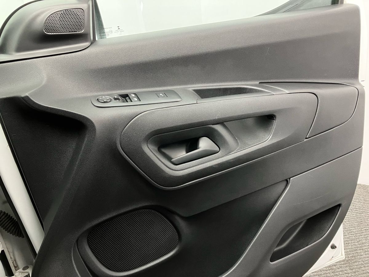 Used Toyota ProAce 2022 for sale - 76243648: Photo 27