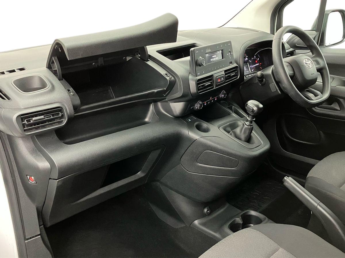 Used Toyota ProAce 2022 for sale - 76243648: Photo 9