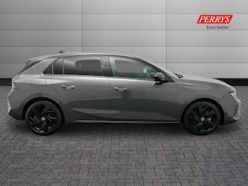 Used Vauxhall Astra 2025 for sale - 76462335: Photo