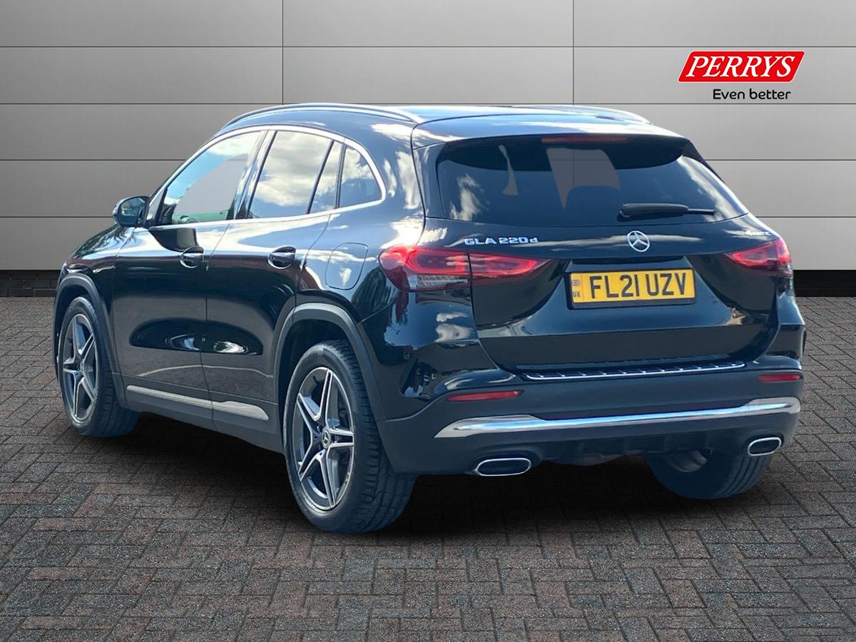 Used Mercedes-Benz GLA 2021 for sale - 76919332: Photo 2