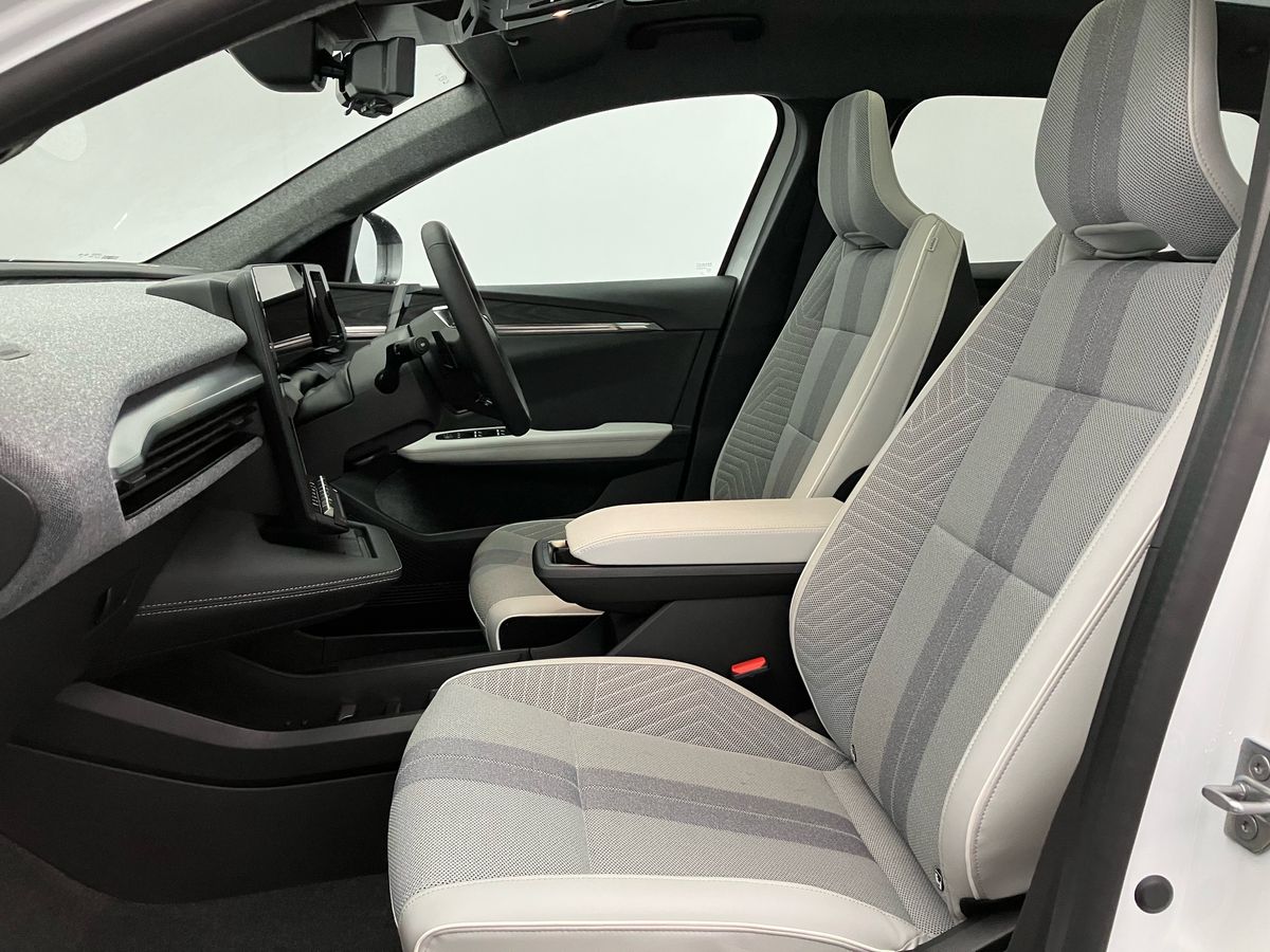 Used Renault Scenic E-Tech 2025 for sale - 76845595: Photo 27