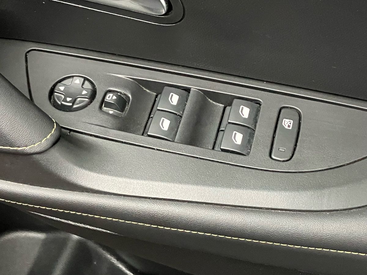 Used Peugeot 2008 2022 for sale - 76777496: Photo 18