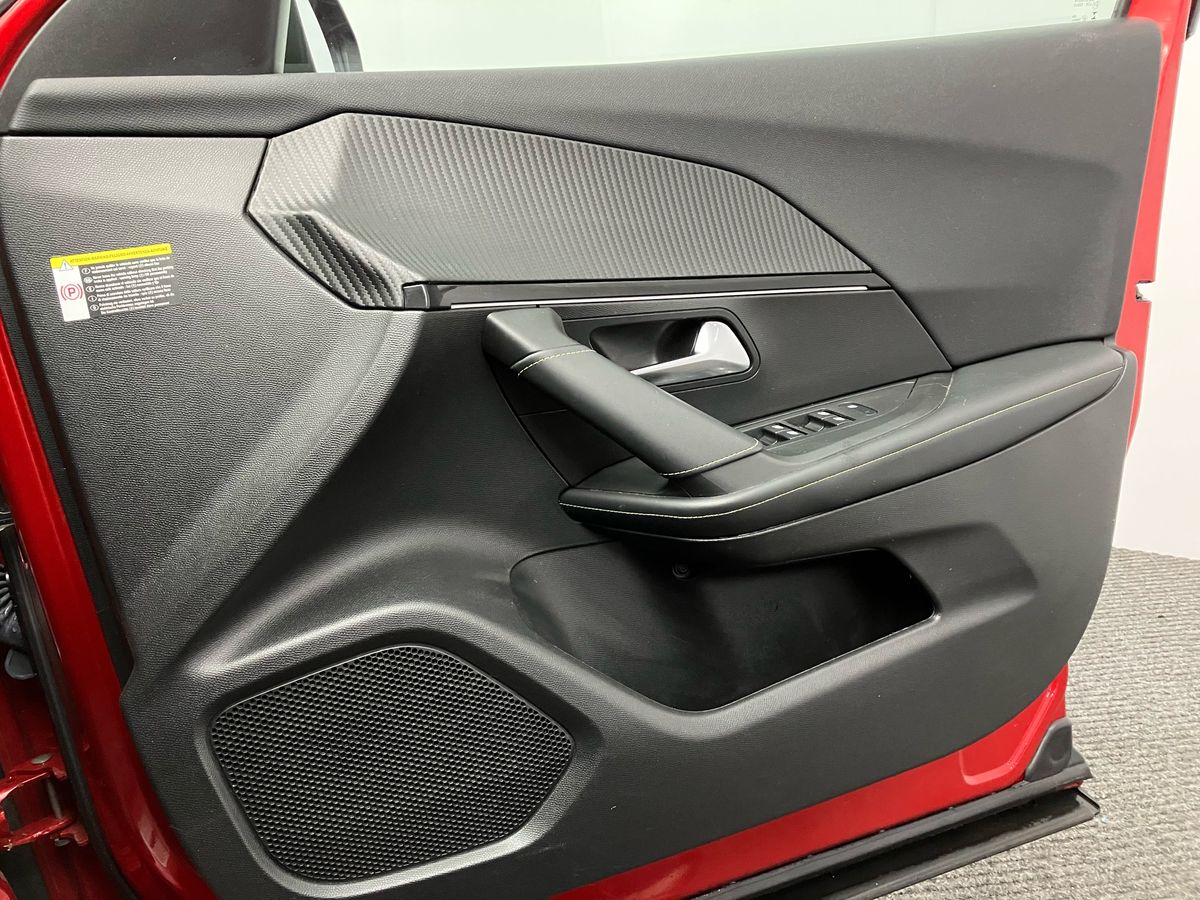 Used Peugeot 2008 2022 for sale - 76777496: Photo 30