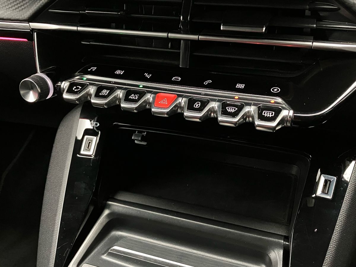 Used Peugeot 2008 2022 for sale - 76777496: Photo 40