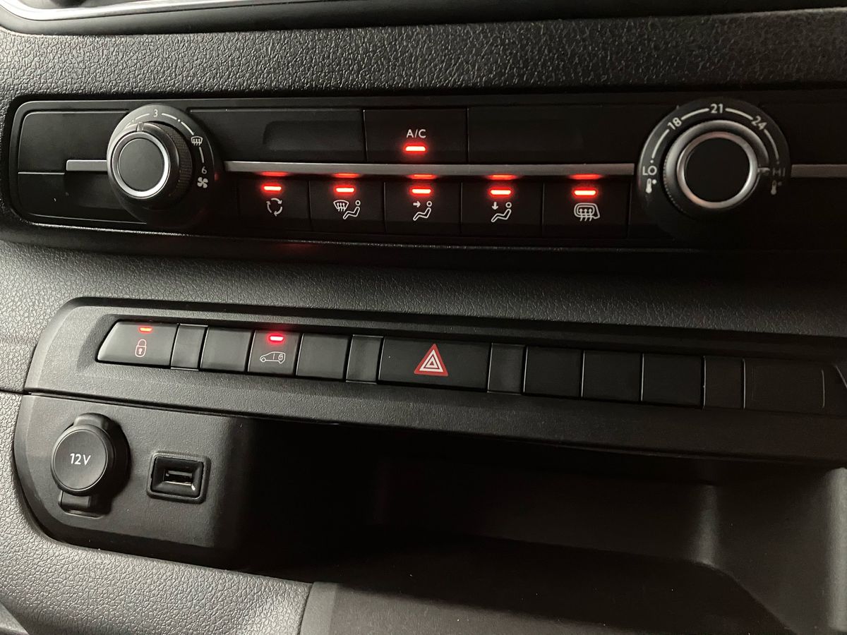 Used Vauxhall Vivaro 2020 for sale - 77113641: Photo 12