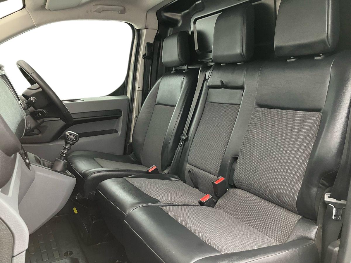 Used Vauxhall Vivaro 2020 for sale - 77113641: Photo 19