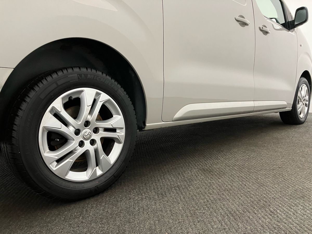 Used Vauxhall Vivaro 2020 for sale - 77113641: Photo 24