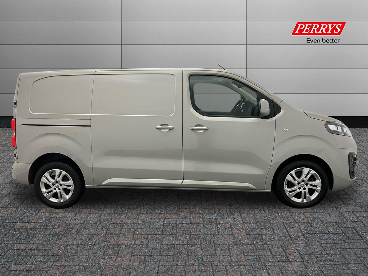 Used Vauxhall Vivaro 2020 for sale - 77113641: Photo 3