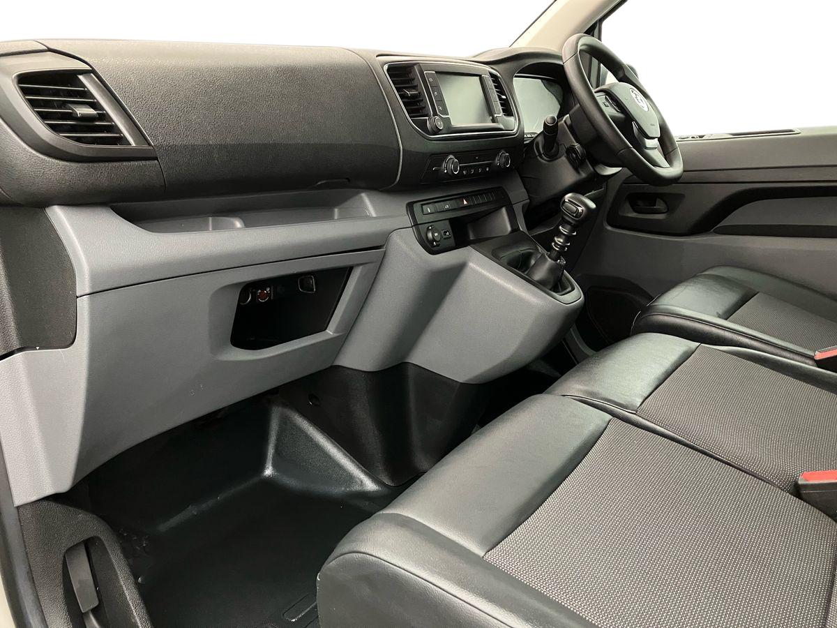 Used Vauxhall Vivaro 2020 for sale - 77113641: Photo 6