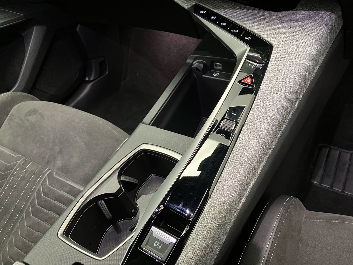 Used Peugeot 3008 2025 for sale - 77180302: Photo 18