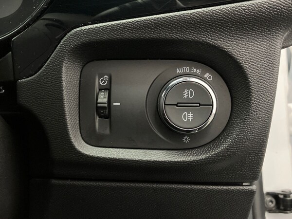 Used Vauxhall Corsa 2023 for sale - 75496830: Photo 38