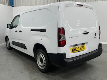 Used Peugeot Partner 2023 for sale - 77221162: Photo