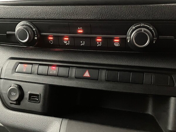 Used Vauxhall Vivaro 2022 for sale - 76045447: Photo 14