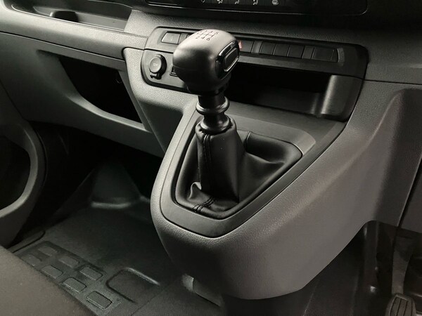 Used Vauxhall Vivaro 2022 for sale - 76045447: Photo 20