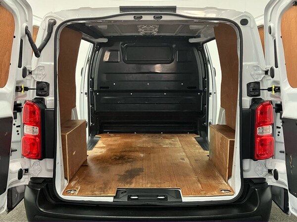 Used Vauxhall Vivaro 2022 for sale - 76045447: Photo 25