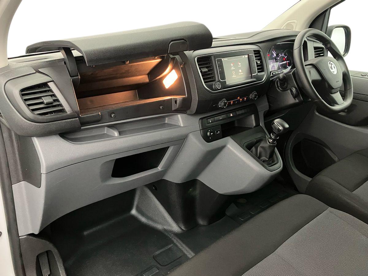 Used Vauxhall Vivaro 2022 for sale - 76045447: Photo 9