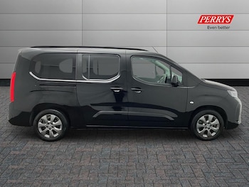 Used Vauxhall Combo Life 2025 for sale - 76462338: Photo
