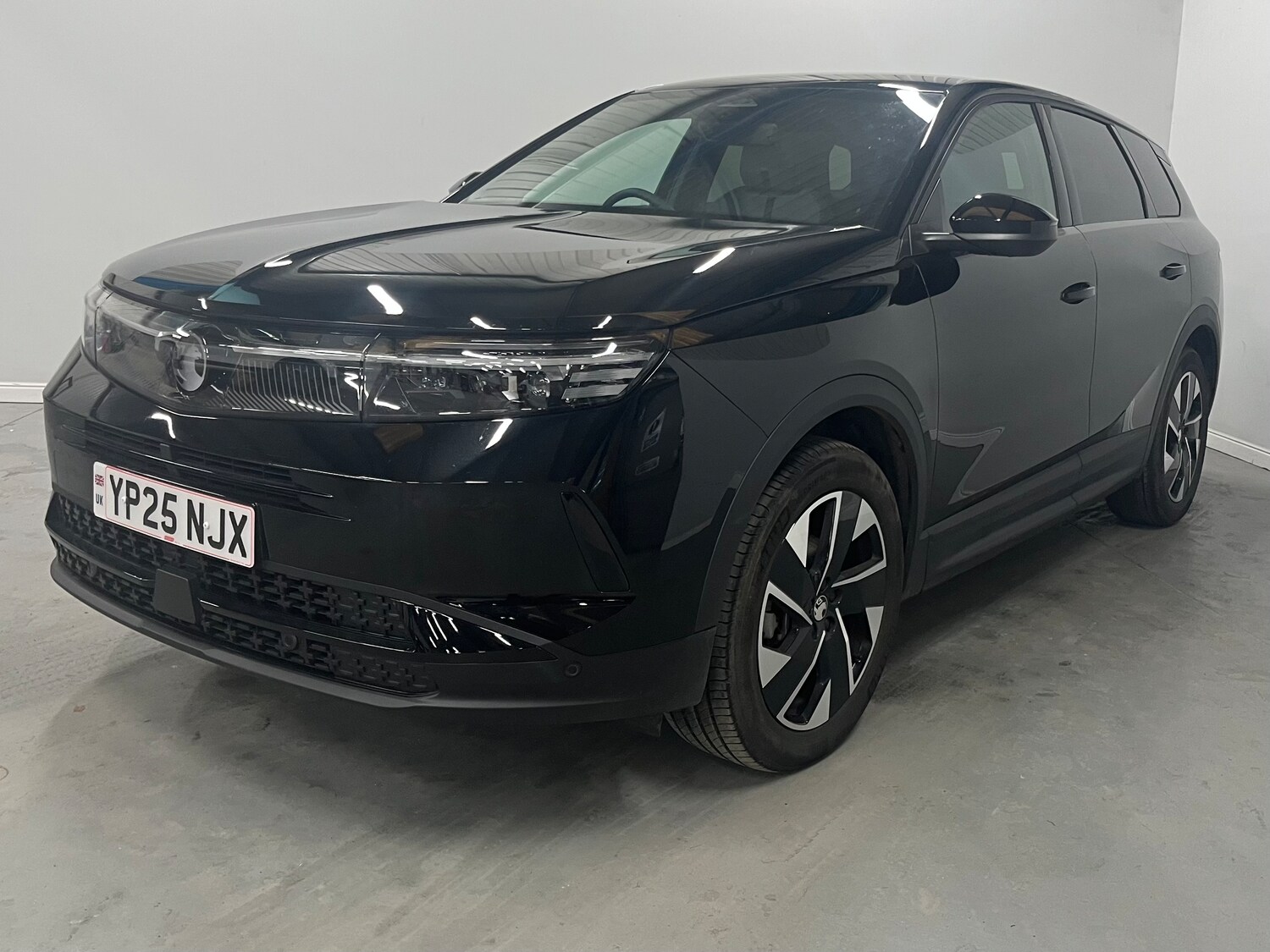 Used Vauxhall Grandland 2025 for sale - 77271704: Photo 2