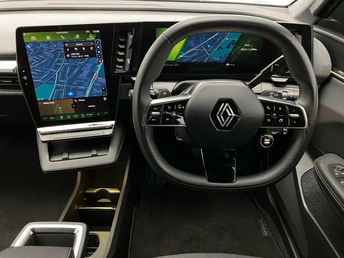 Used Renault Scenic E-Tech 2024 for sale - 77045867: Photo 15